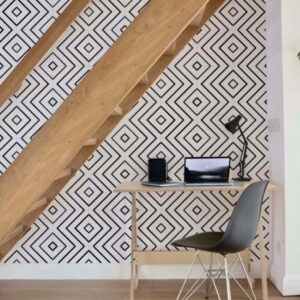 Black and white arrow printed moroccan rangoli tile